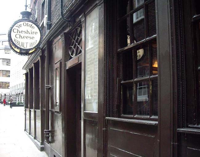 Ye Old Cheshire Cheese
Pub