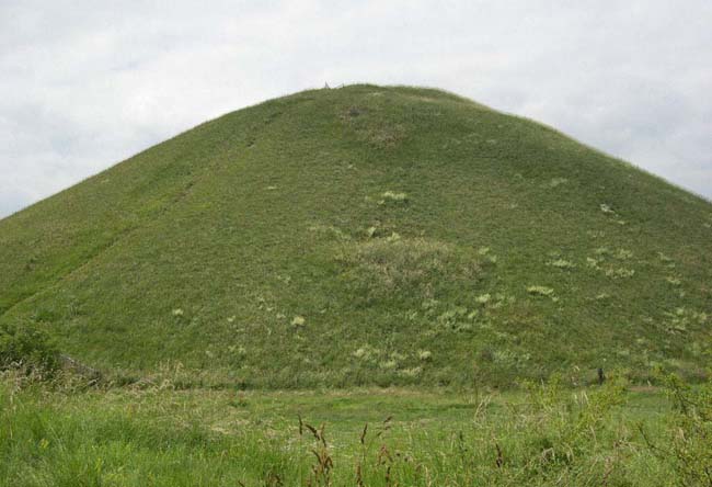 Silbury Hill – Britain's Giant Prehistoric Mound