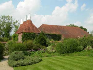 Oasts at Great Dixter